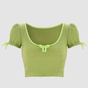 Cider medium ribbed green shirt with bows